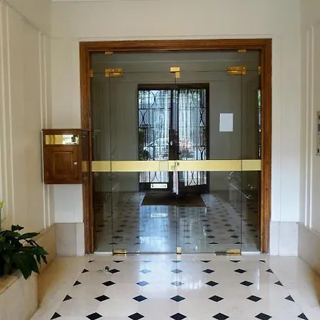 Appartamento Porte D'auteuil Furnished Appt Parigi
